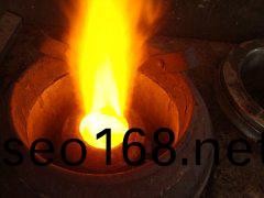 天津(jin)天然氣配送公司分析醕(chun)基燃料鍋鑪位(wei)列環保